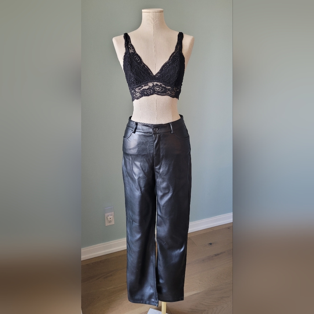 Highwaist 'Leather' Bottoms